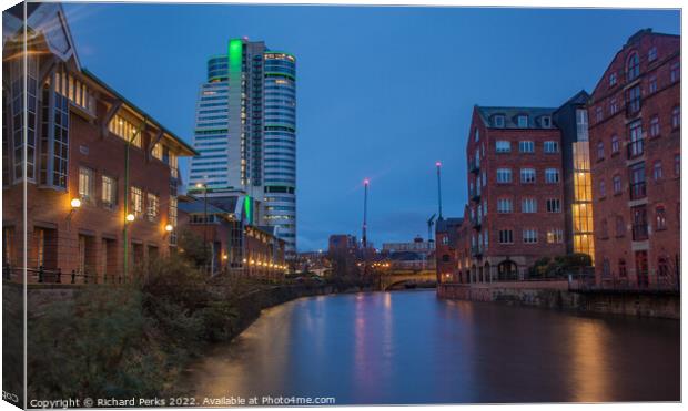 River Aire in the Leeds city centre Canvas Print by Richard Perks