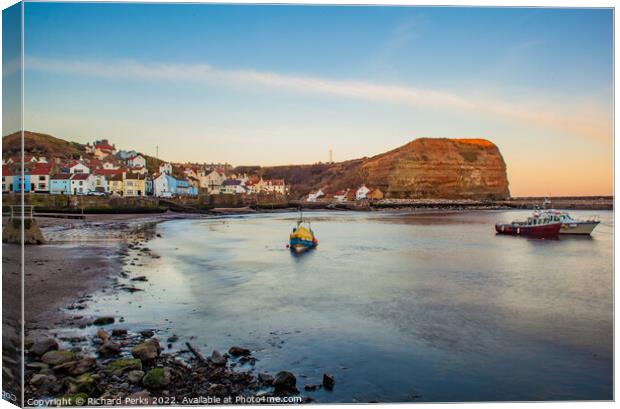 Staithes Harbour Canvas Print by Richard Perks