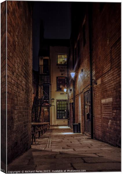 Angel Inn- Lands Lane, Leeds city centre Canvas Print by Richard Perks