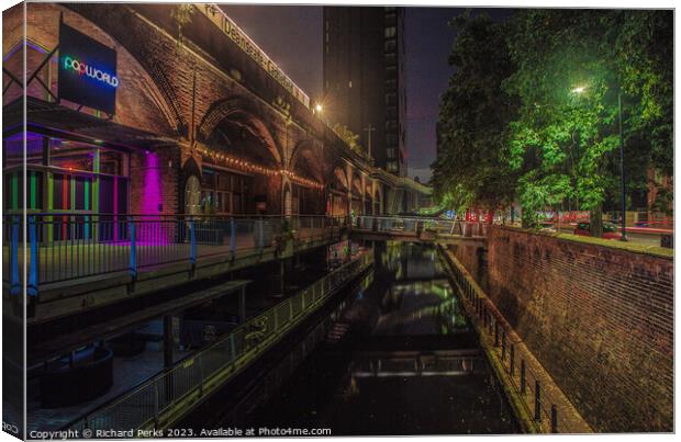 Neon Nights Manchester  Canvas Print by Richard Perks