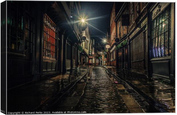 York streets in the Rain Canvas Print by Richard Perks