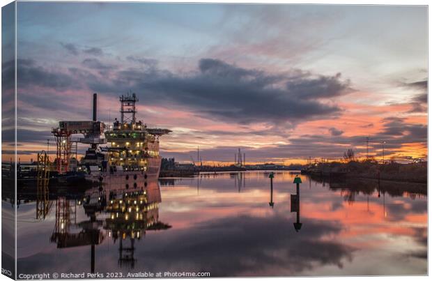 Daybreak over the Tees at Middlesborough Canvas Print by Richard Perks