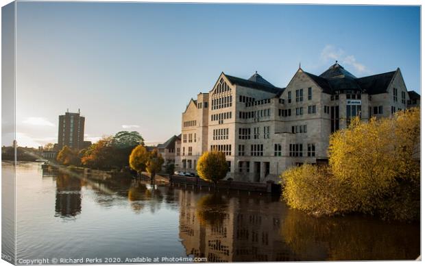 River Ouse reflections Canvas Print by Richard Perks