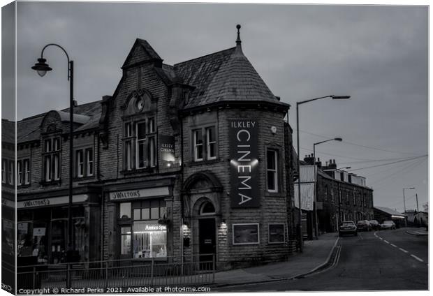 Ilkley Cinema all lit up Canvas Print by Richard Perks