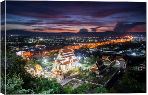 THAILAND PRACHUAP KHIRI KHAN WAT WORAWIHAN Canvas Print by urs flueeler