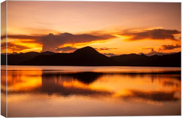 THAILAND PRACHUAP HUA HIN WAT PRANBURI DAM Canvas Print by urs flueeler