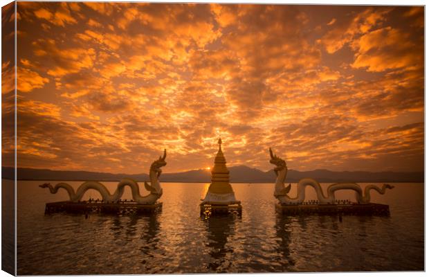 THAILAND PHAYAO LAKE PHAYANAK NAGA STATUE Canvas Print by urs flueeler