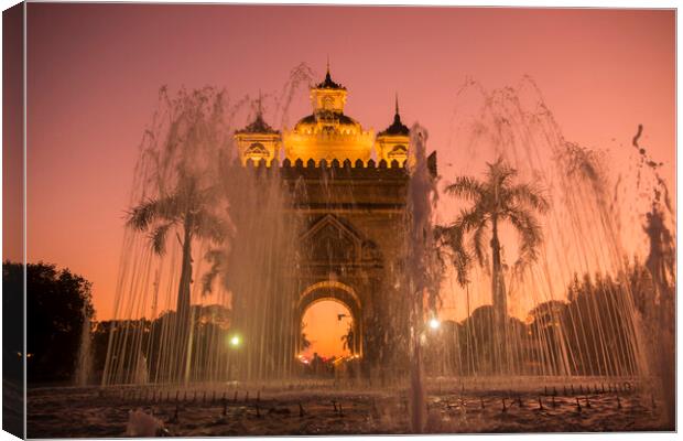 LAOS VIENTIANE PATUXAI ARCH Canvas Print by urs flueeler