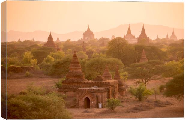 ASIA MYANMAR BAGAN TEMPLE PAGODA LANDSCAPE Canvas Print by urs flueeler