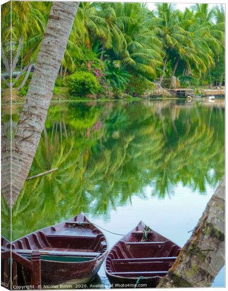 Peaceful people lifestyle in Hoi An Canvas Print by Nicolas Boivin