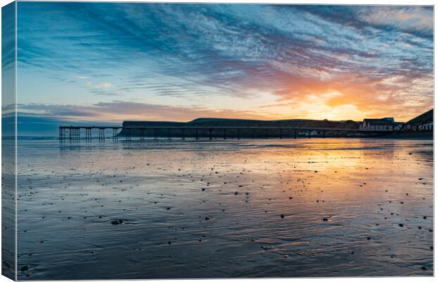 Stunning sunrise over Saltburn Beach Canvas Print by Kevin Winter