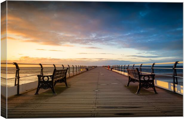 Saltburn pier sunset Canvas Print by Kevin Winter