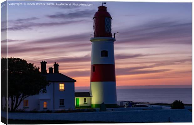 Souter lighthouse at Sunset Canvas Print by Kevin Winter
