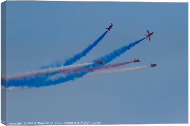 The Red Arrows  Canvas Print by Alistair Duncombe