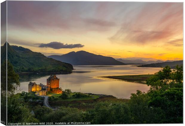 Eilean Donan Castle sunset Canvas Print by Northern Wild