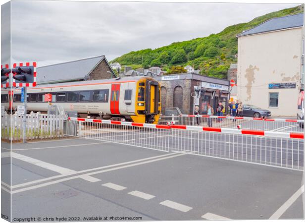Train in Barmouth station Canvas Print by chris hyde