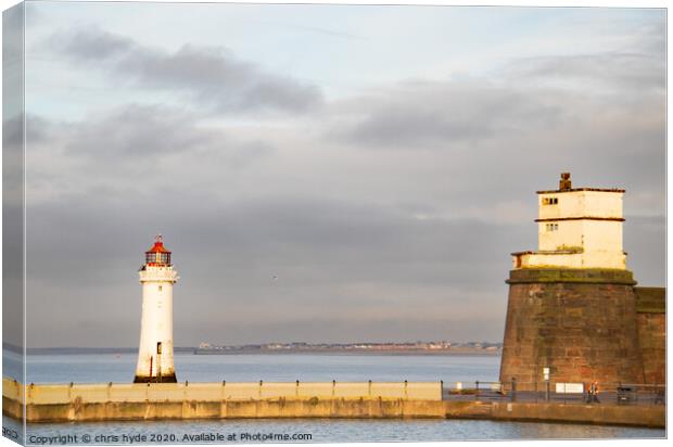 New Brighton and Perch Rock Canvas Print by chris hyde