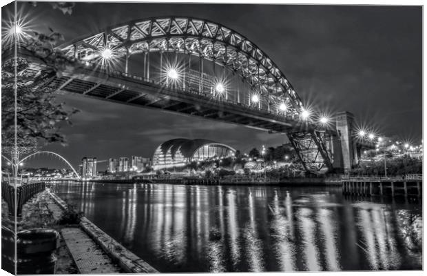 Newcastle Quayside Tyne Bridge Canvas Print by David Thompson