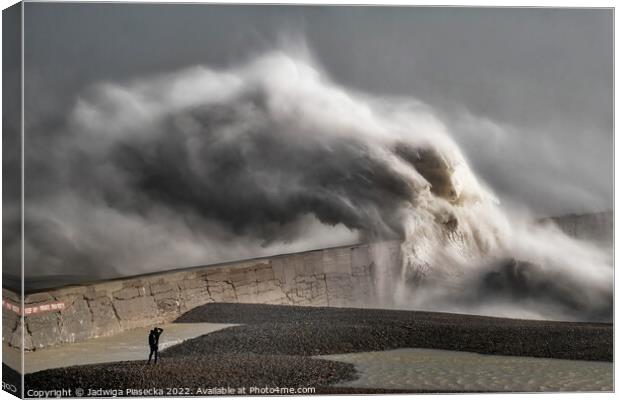 Stormy sea at Newhaven Port II Canvas Print by Jadwiga Piasecka