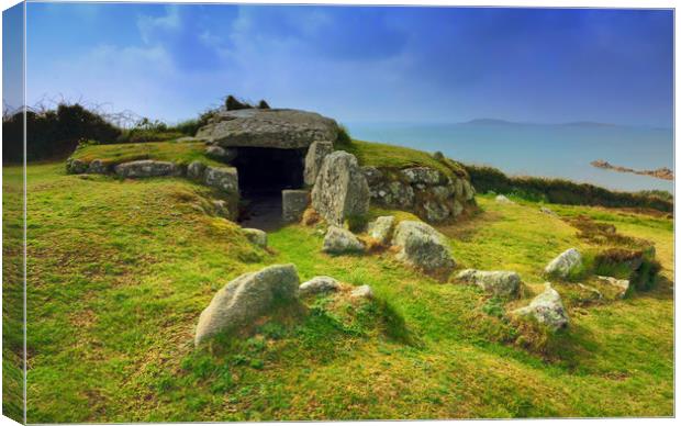 Bant's Carn, Ancient Burial Chamber, Scilly Canvas Print by Roger Driscoll