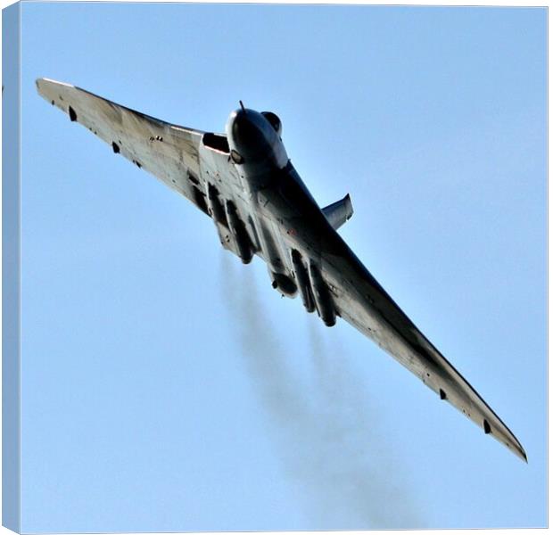 The mighty Vulcan, power on Canvas Print by Allan Durward Photography