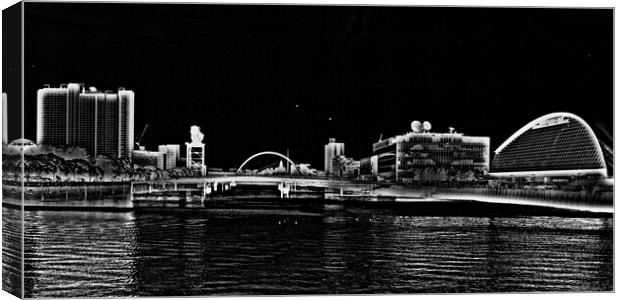 Up the clyde to Glesga toon Canvas Print by Allan Durward Photography
