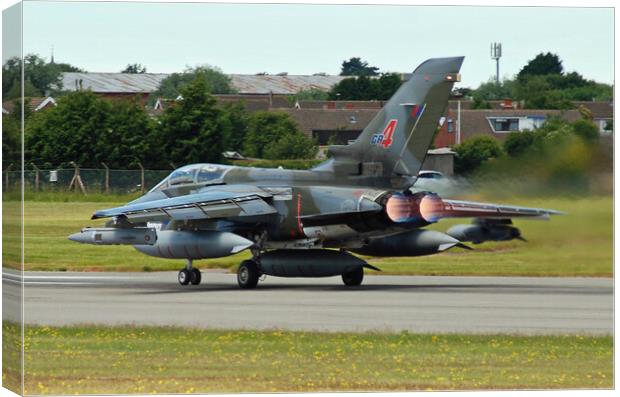 Panavia Tornado GR4 ZG773, thundering fury Canvas Print by Allan Durward Photography