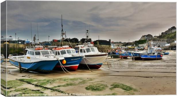 Low Tide At Newquay Harbour. Canvas Print by Neil Mottershead