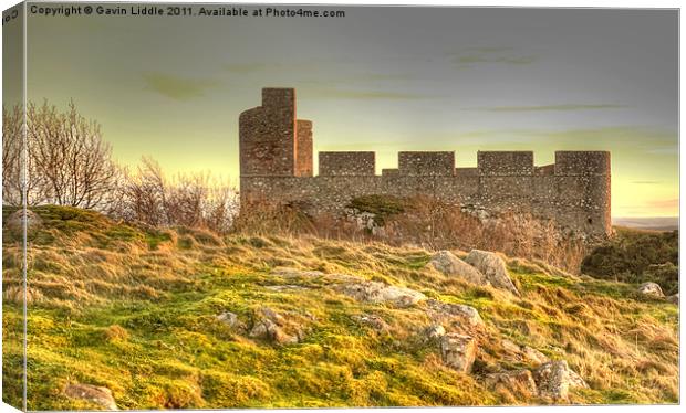 Hume Castle Canvas Print by Gavin Liddle
