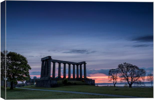 Calton Hill, Edinburgh Canvas Print by Gavin Liddle