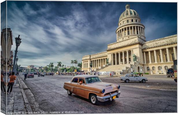 Capitol parliament building in Havana, Cuba Canvas Print by Frank Bach