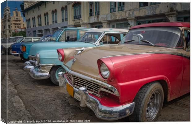 Classic old time cars in Havana, Cuba Canvas Print by Frank Bach