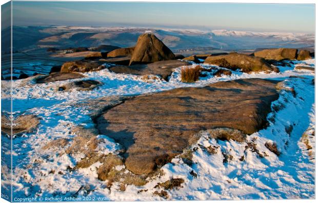 Snowy Higgar Tor, Dark Peak, Derbyshire Canvas Print by Richard Ashbee