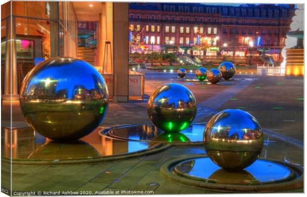 Sheffield steel balls outside the winter gardens Canvas Print by Richard Ashbee