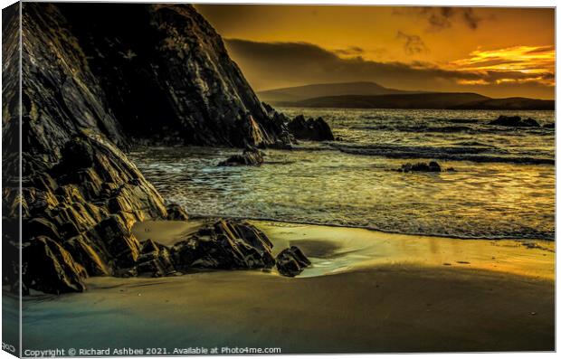 Sunset over St Ninian's Beach Shetland Canvas Print by Richard Ashbee