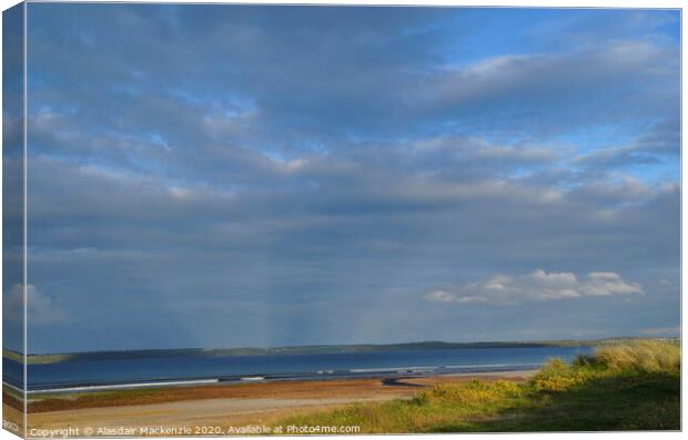 Coll beach, looking at the sun rays descending on  Canvas Print by Alasdair Mackenzie