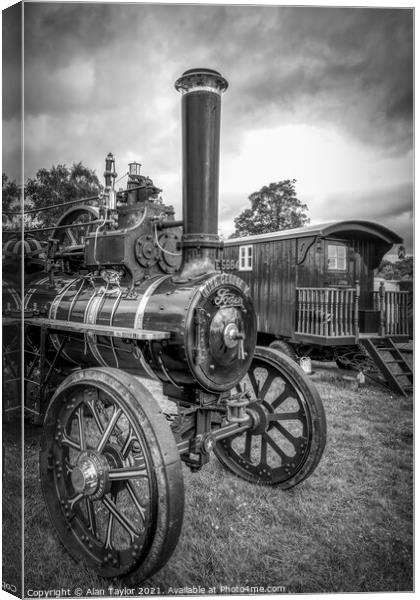 King George V Traction Engine Canvas Print by Alan Taylor