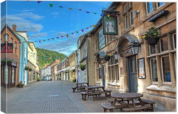 Parsonage Street in Dursley, Gloucestershire Canvas Print by Tracey Turner