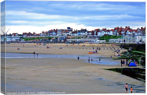 South beach and seafront, Bridlington, Yorkshire, UK. Canvas Print by john hill