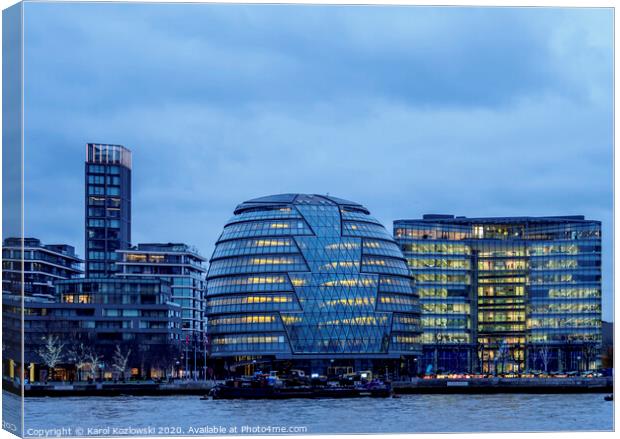 London City Hall Canvas Print by Karol Kozlowski