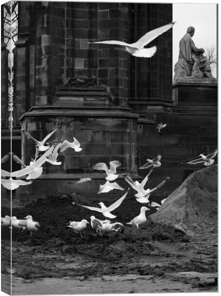 Scott Monument and Pigeons Canvas Print by Danilo Cattani