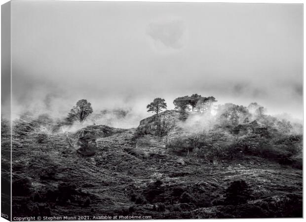 Mist on the Mountain Snowdonia National Park Canvas Print by Stephen Munn