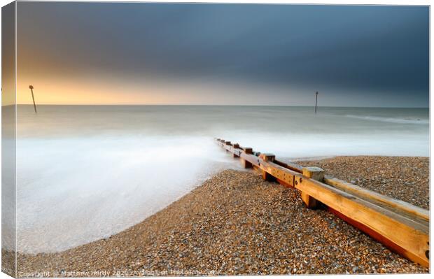 Bognor Regis Sunrise Canvas Print by Matthew Hardy