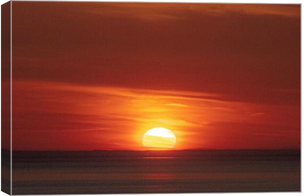 Hunstanton beach sunset  Canvas Print by Sam Owen