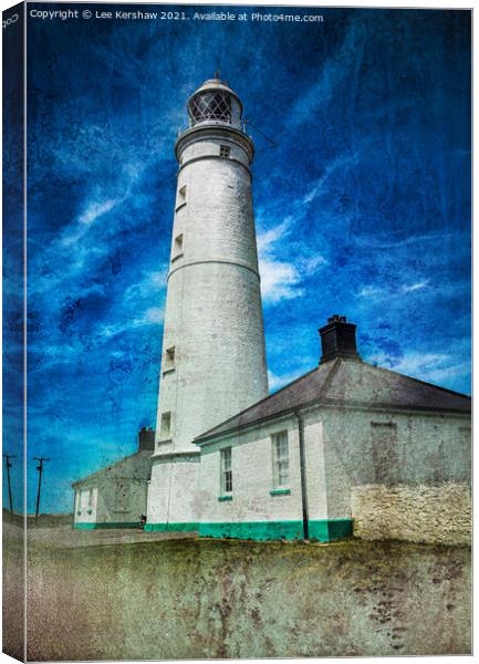 Nash Point Lighthouse Canvas Print by Lee Kershaw