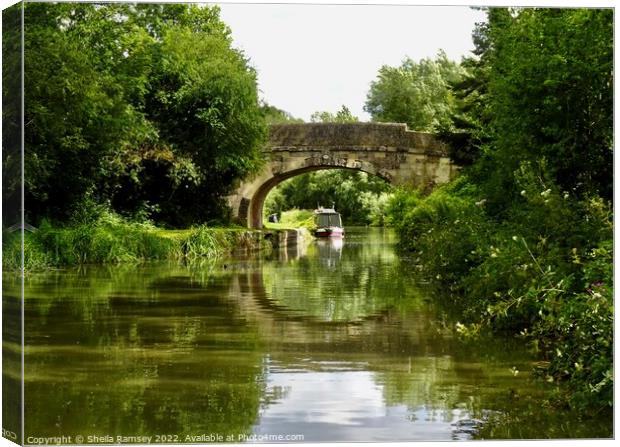 Kennet and Avon Canal Canvas Print by Sheila Ramsey