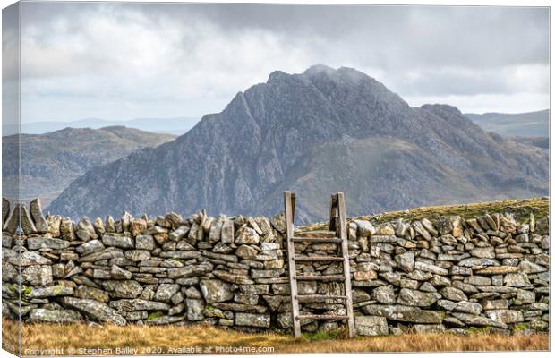 Ladder to Tryfan Summit Canvas Print by Stephen Bailey