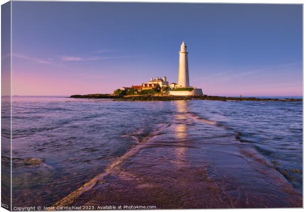 Sunset Glow at St Mary's Lighthouse Canvas Print by Janet Carmichael