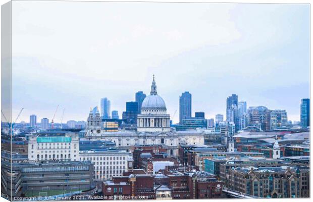 Beautiful St. Paul’s cathedral  Canvas Print by Julia Janusz