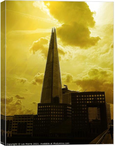 The Shard, London, Golden Sky Canvas Print by Les Morris